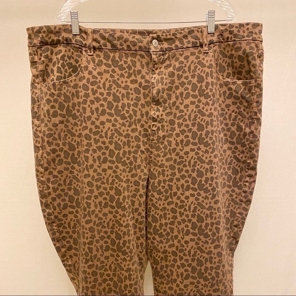 American Eagle Super High Rise Jeggings, Curvy Stretch Leopard Cheetah Plus 24 - Picture 4 of 12